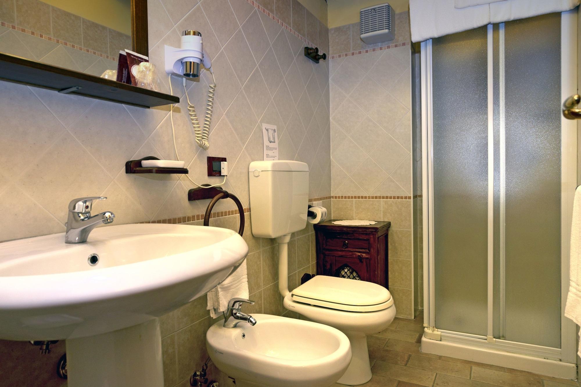 Hotel Antico Casale Vigarano Mainarda Bagian luar foto