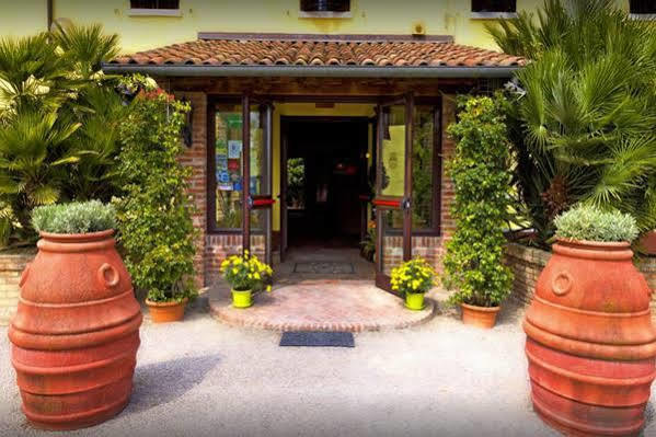 Hotel Antico Casale Vigarano Mainarda Bagian luar foto