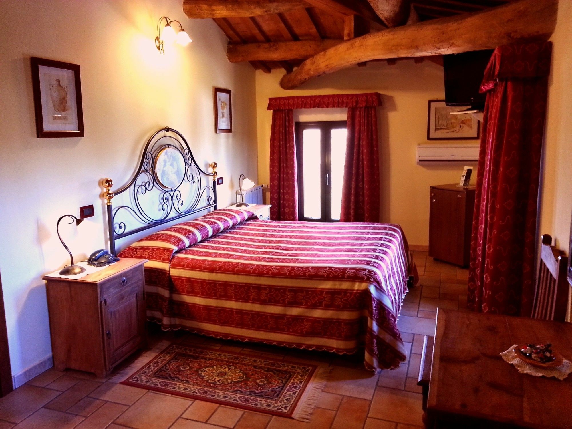 Hotel Antico Casale Vigarano Mainarda Bagian luar foto