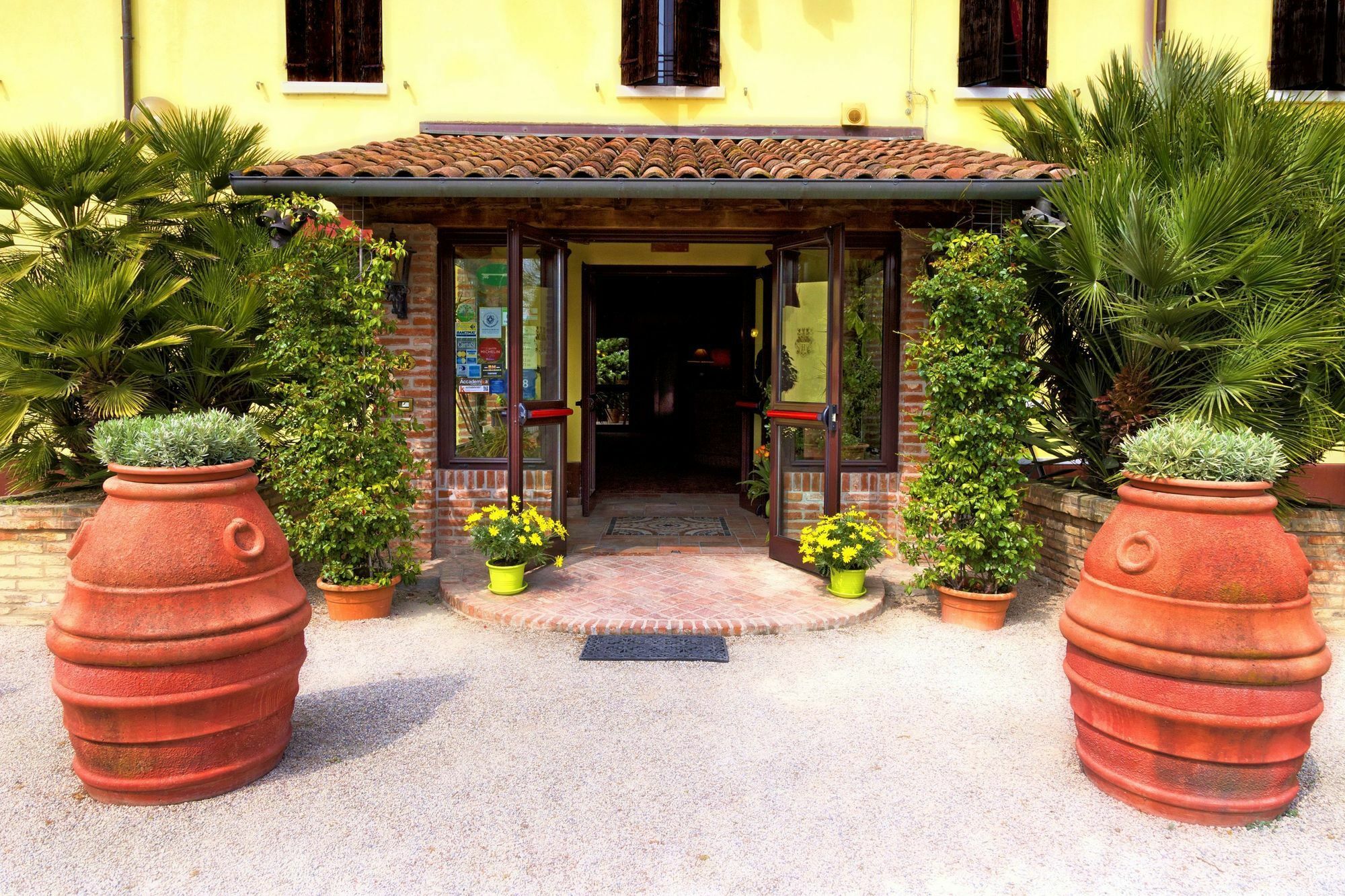 Hotel Antico Casale Vigarano Mainarda Bagian luar foto